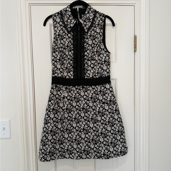 NWT Alice and Olivia Ellis Dress Size 4 - Picture 6 of 11